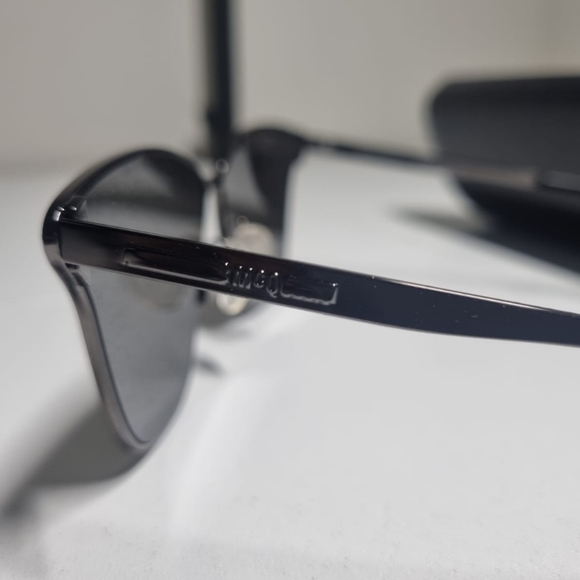 Alexander McQueen McQ sunglasses - Picture 4 of 5